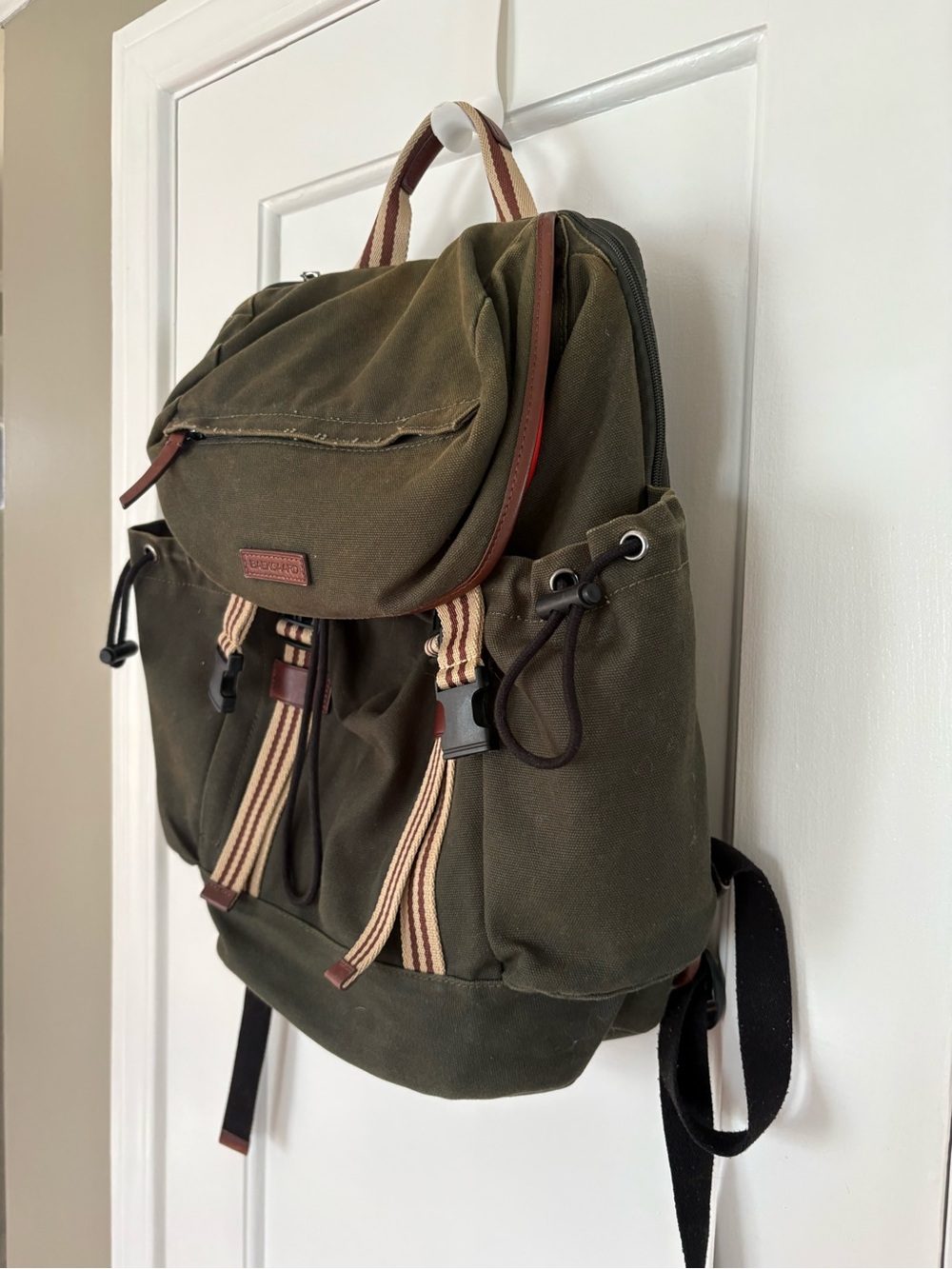 Baekgaard Sloan Backpack in Green Canvas - Picture 4 of 8